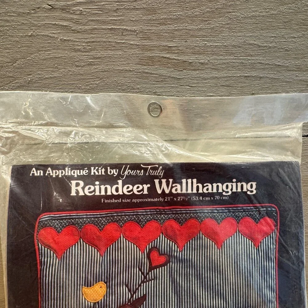 REINDEER WALL HANGING Applique Kit Christmas Décor Yours Truly Vintage NWOT